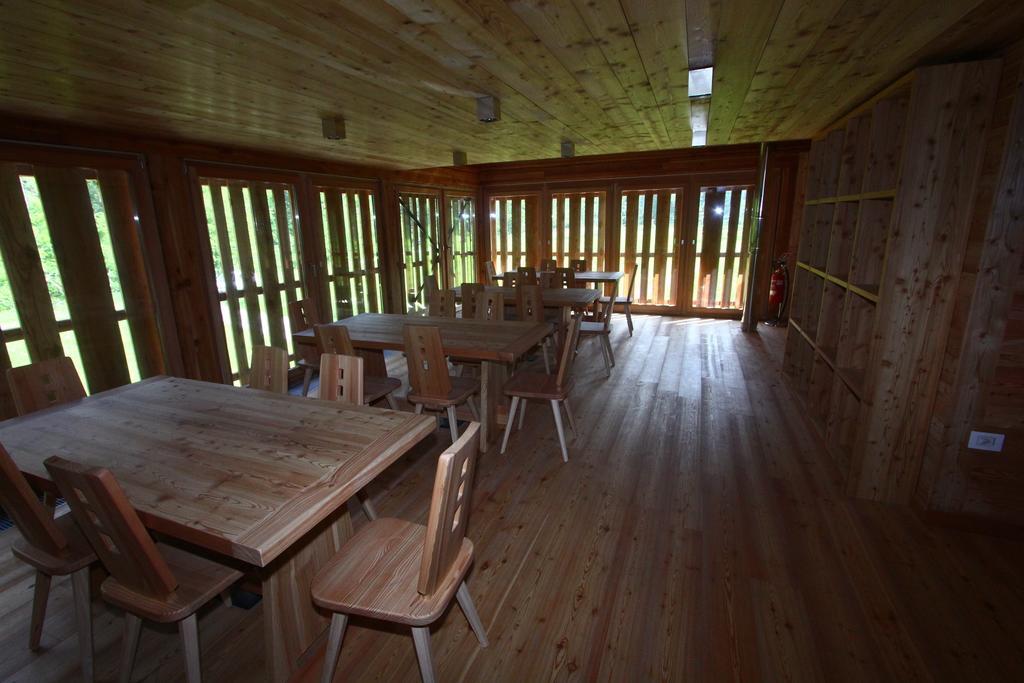 Bed and Breakfast Pra De La Casa Мадонна-ди-Кампильо Экстерьер фото